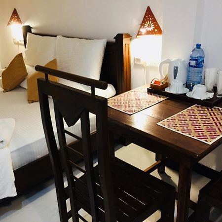 Holaa Mirissa Hotel Ngoại thất bức ảnh