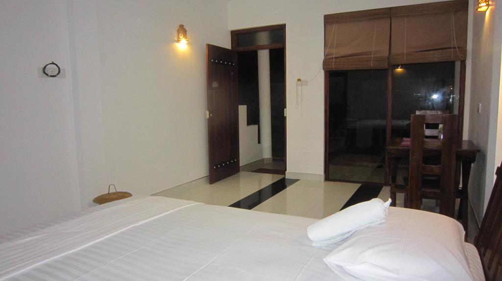 Holaa Mirissa Hotel Ngoại thất bức ảnh