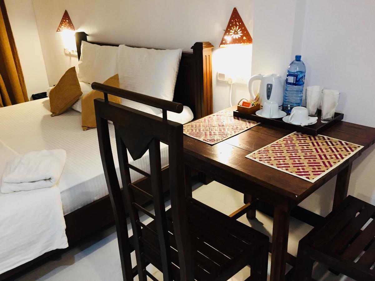 Holaa Mirissa Hotel Ngoại thất bức ảnh